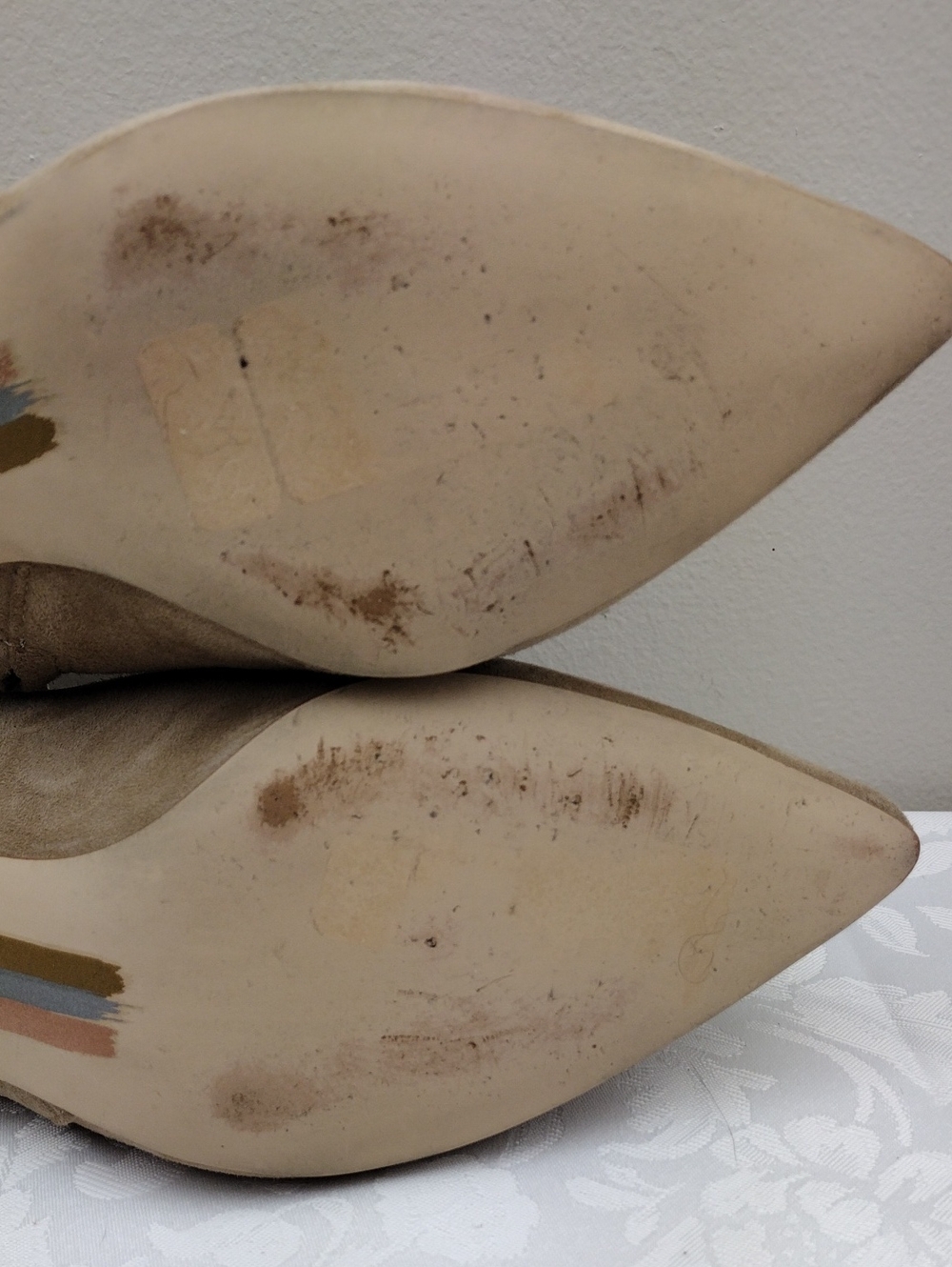 Sam Edelman Kadison Taupe Suede Leather V Cutout Point Toe Kitten Heel Bootie - Picture 10 of 16